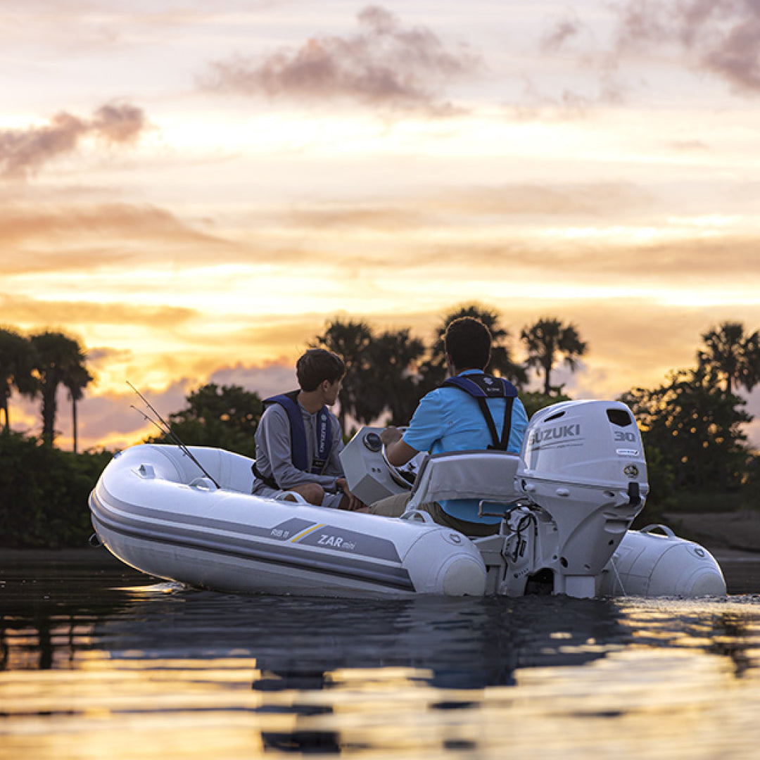 Suzuki 30 HP DF30ATLW Outboard Motor
